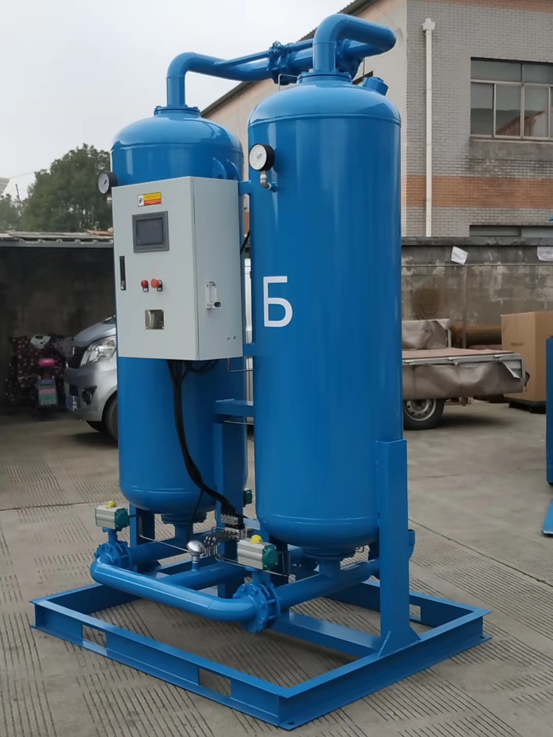 吸附式干燥機氧化鋁多久更換一次？